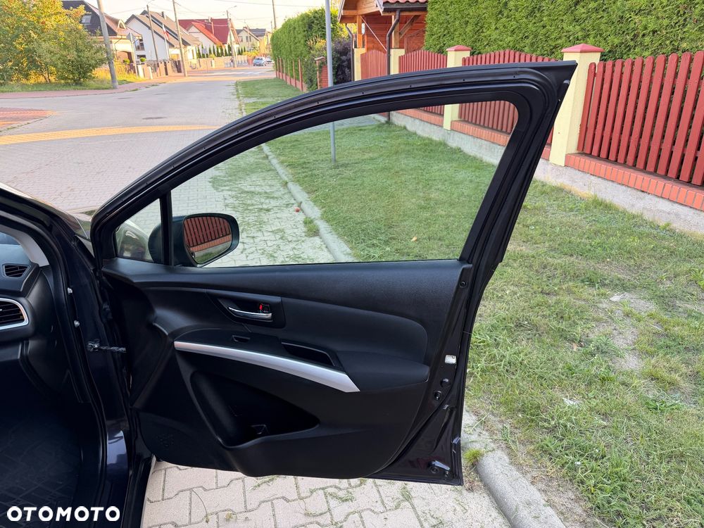 Suzuki SX4 S-Cross 1.6 VVT 4x2 limited+ - 35