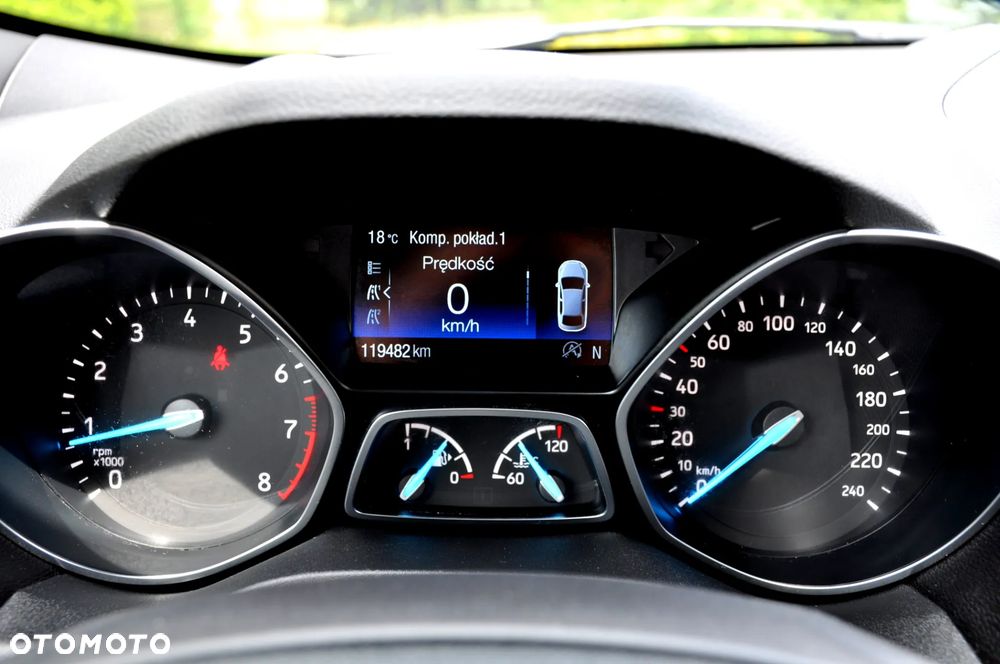 Ford Kuga 1.5 EcoBoost FWD ST-Line ASS MMT6 - 39