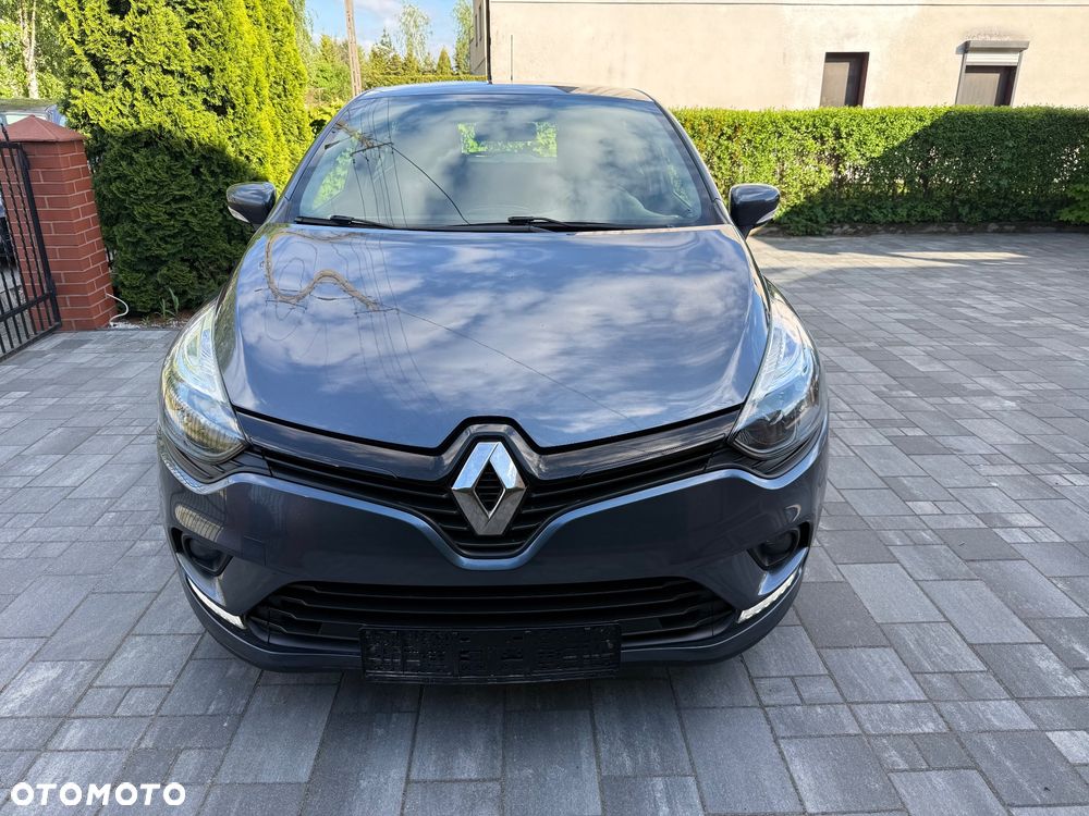 Renault Clio 1.2 16V 75 Business - 3