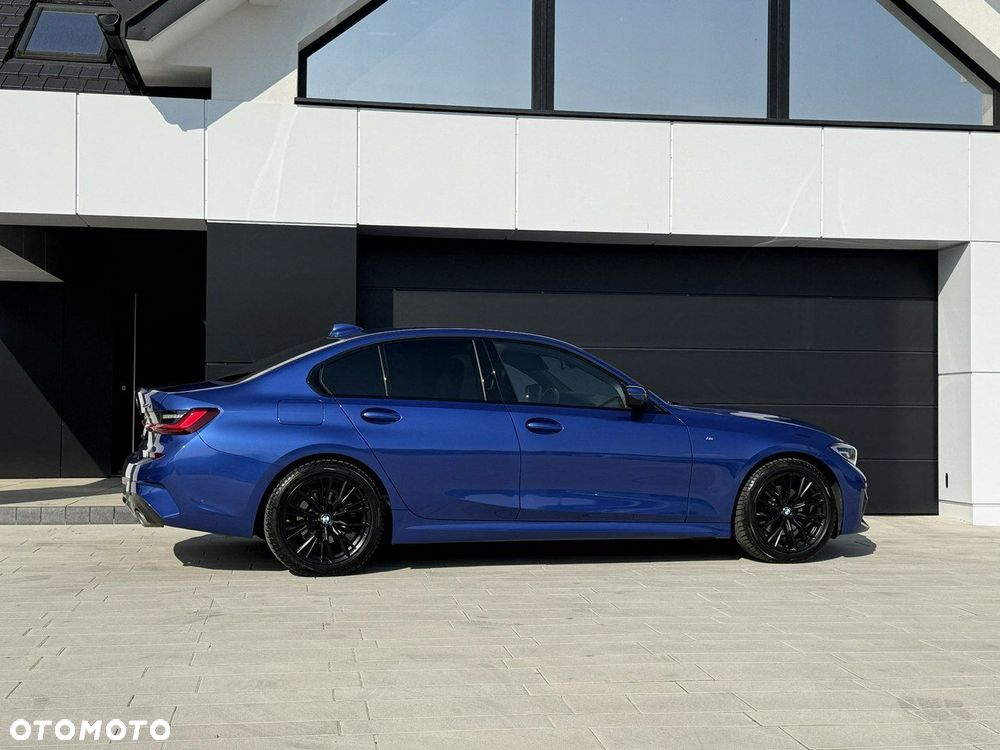BMW Seria 3 320d xDrive M Sport sport - 28