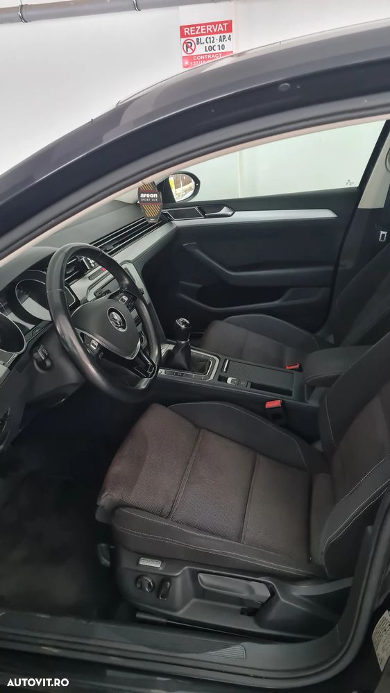 Volkswagen Passat 1.6 TDI (BlueMotion Technology) Comfortline - 18