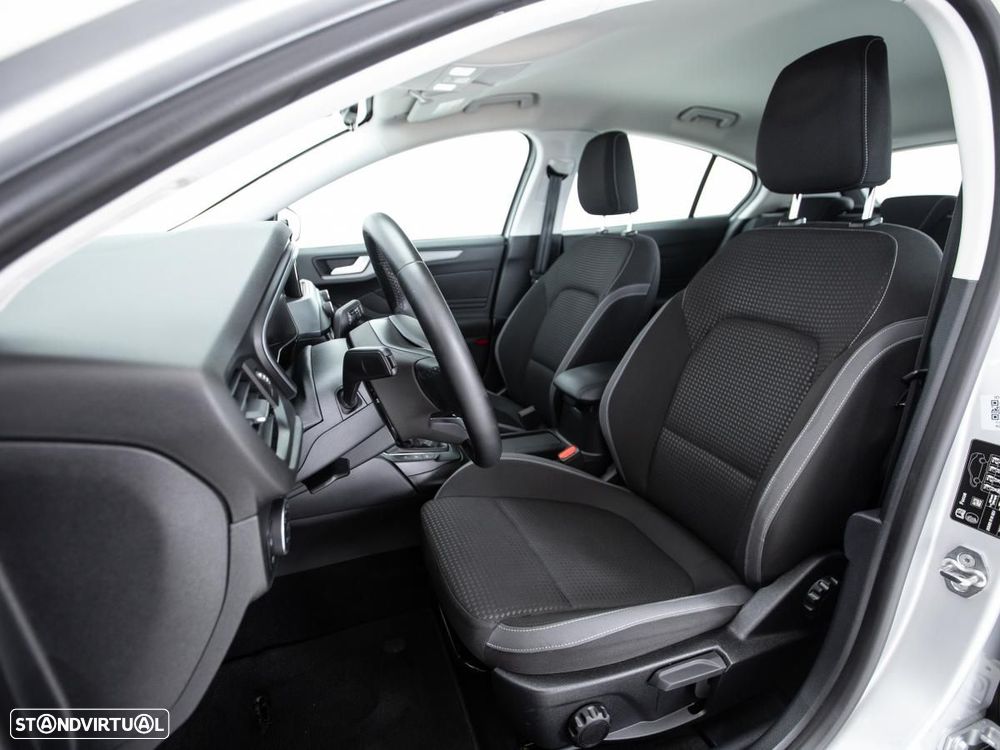 Ford Focus 1.5 TDCi ECOBlue Connected - 8