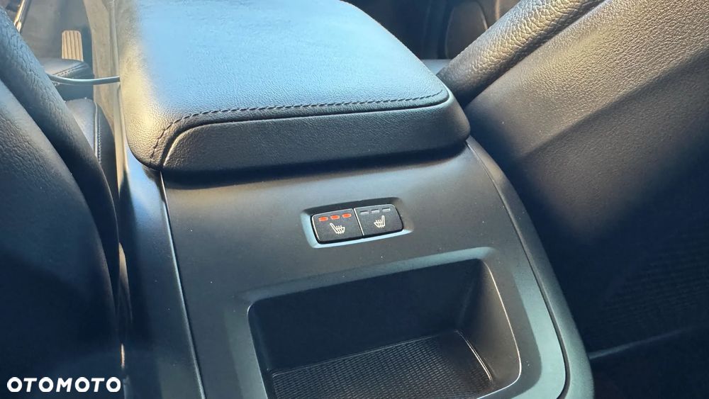 Volvo XC 60 B4 D Geartronic Momentum Pro - 22