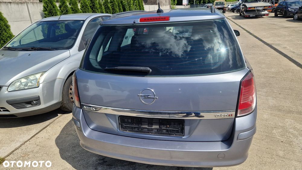 OPEL ASTRA H KOMBI KLAPA BAGAŻNIKA Z163
