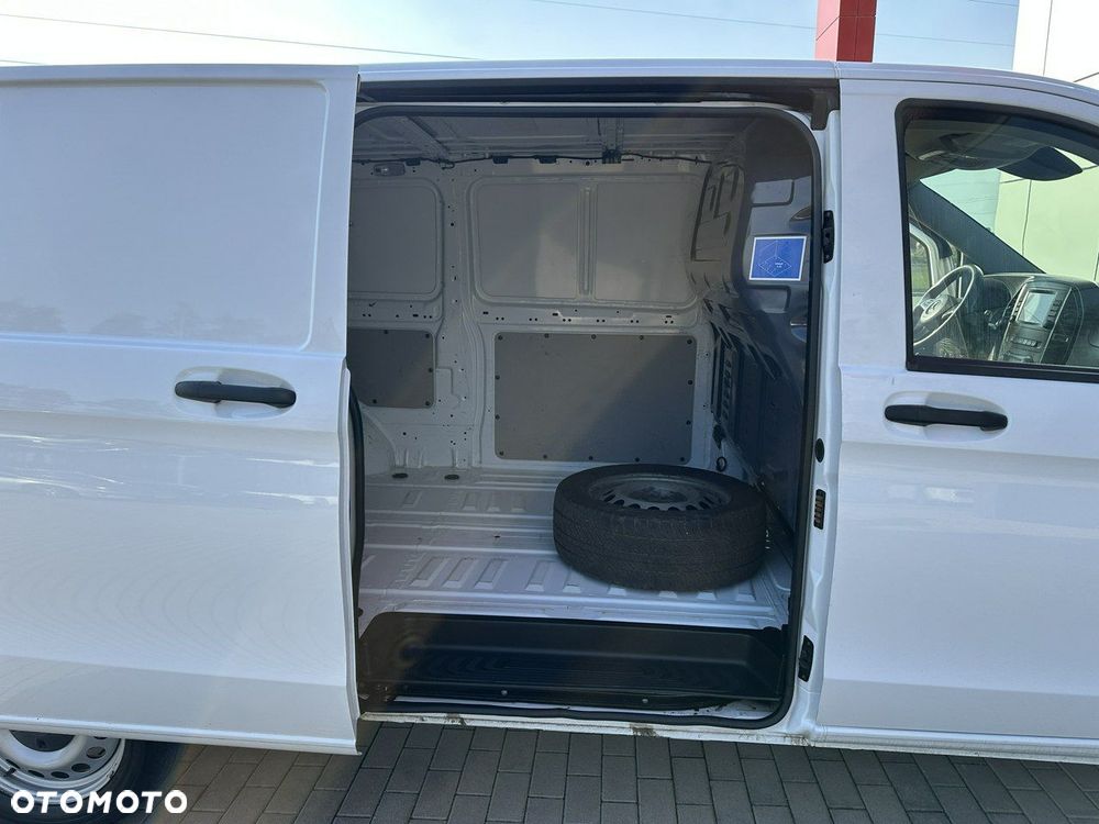 Mercedes-Benz Vito - 22