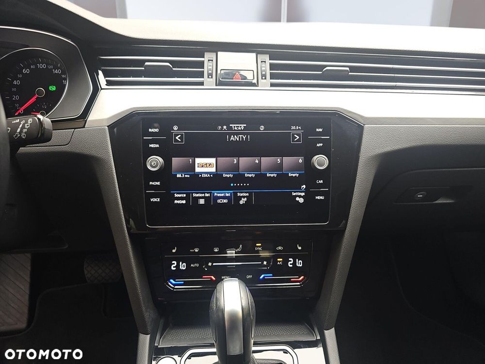 Volkswagen Passat Variant 1.5 TSI EVO Business DSG - 18