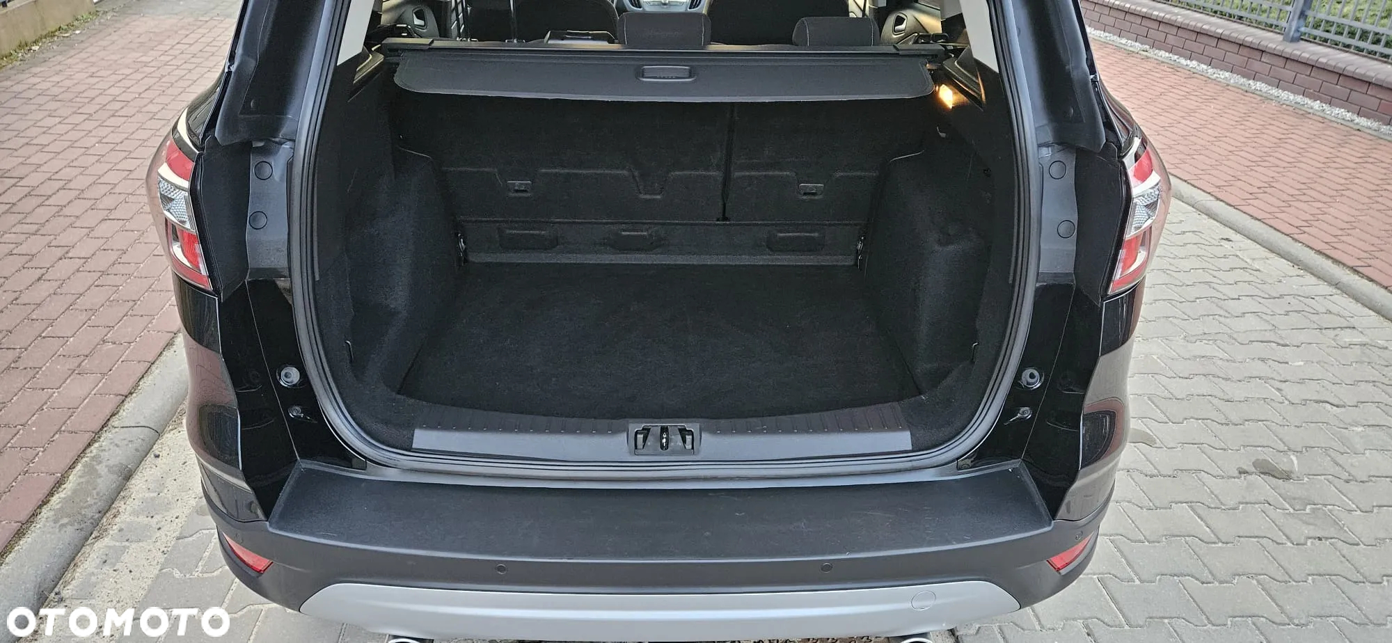 Ford Kuga 1.5 EcoBoost 2x4 Business Edition - 27