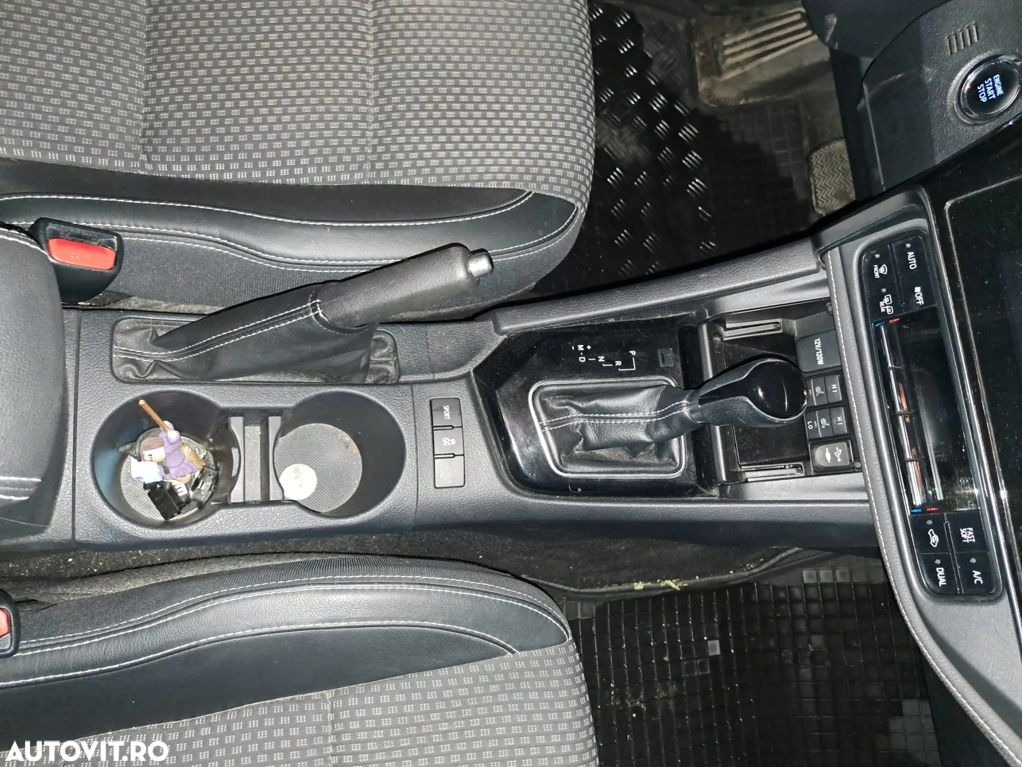 Toyota Corolla 1.6 Valvematic CVT Sol - 3