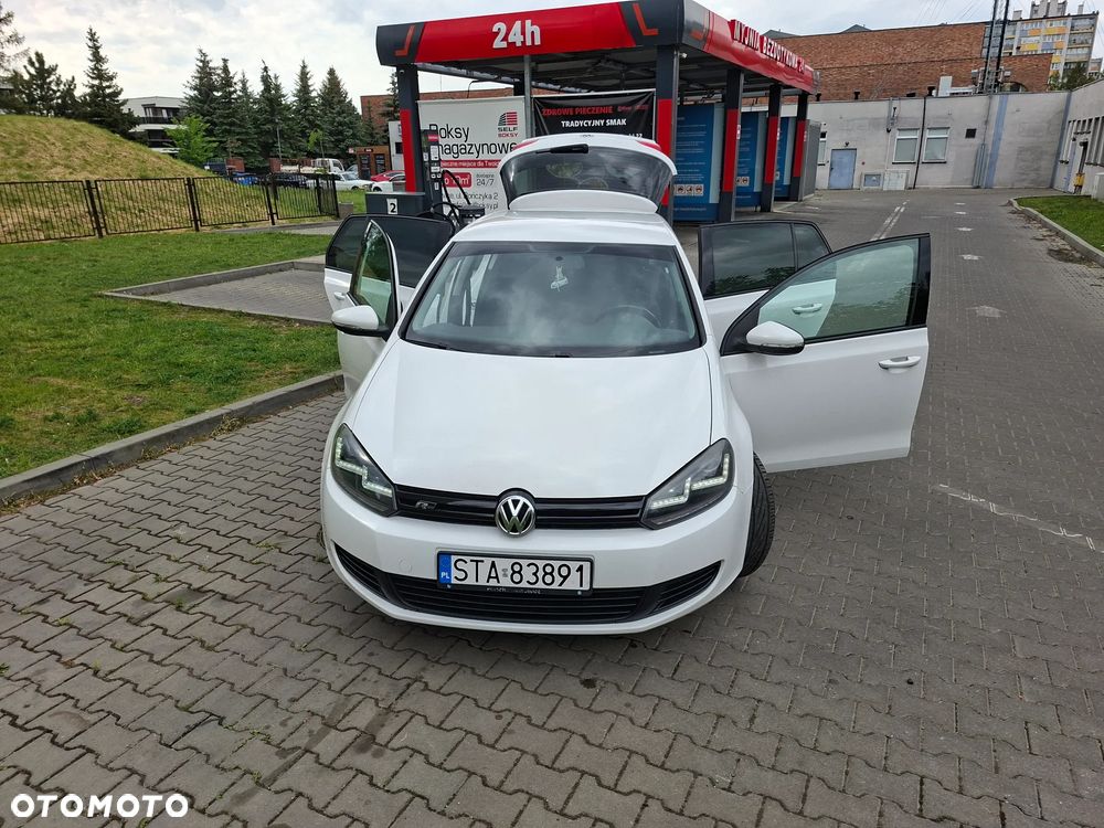 Volkswagen Golf 2.0 TDI DPF Comfortline - 21