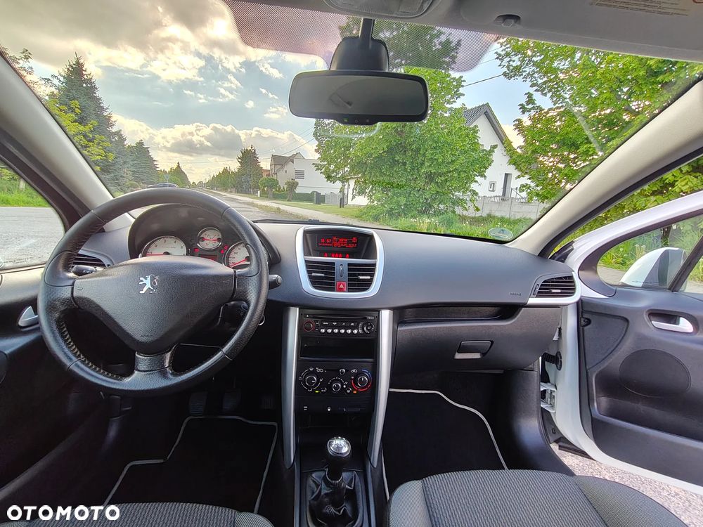 Peugeot 207 75 Urban Style - 14