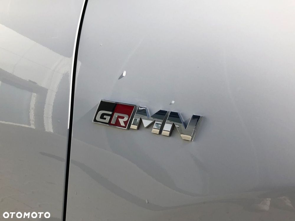 Toyota Yaris 1.8 GRMN - 33