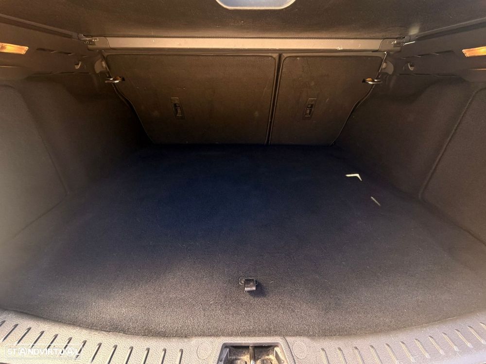 Ford Focus 1.5 TDCi ECOBlue Titanium - 20