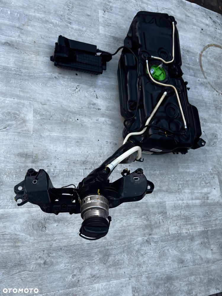 Audi Q3 F3 2019 Zbiornik paliwa 5QF201021GD  ORYGINALNY KOMPLETNY - 2