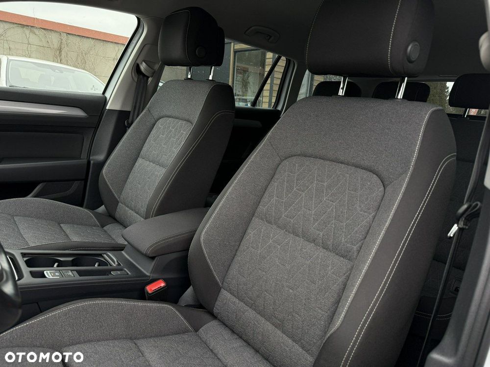 Volkswagen Passat - 6