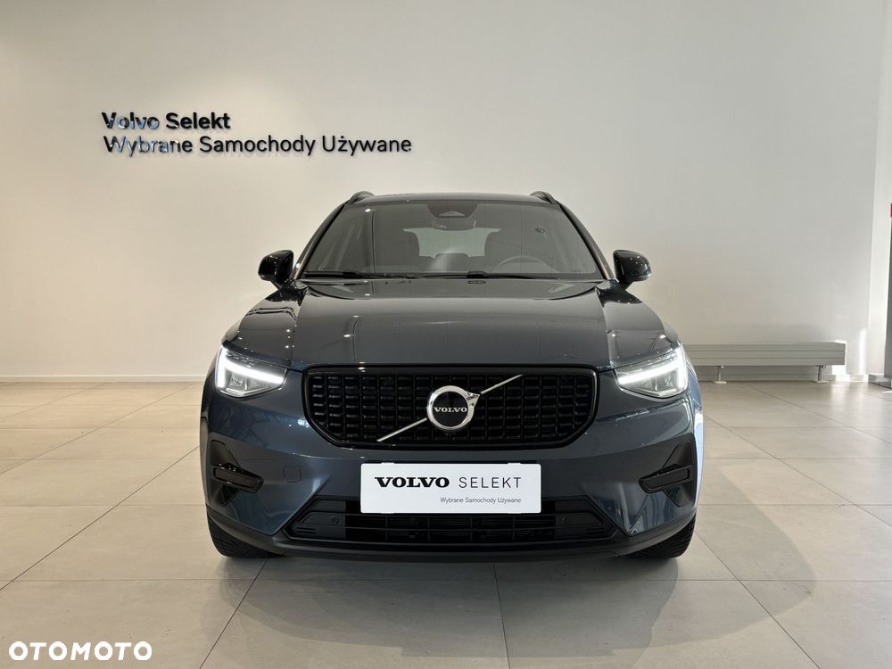 Volvo XC 40 - 3