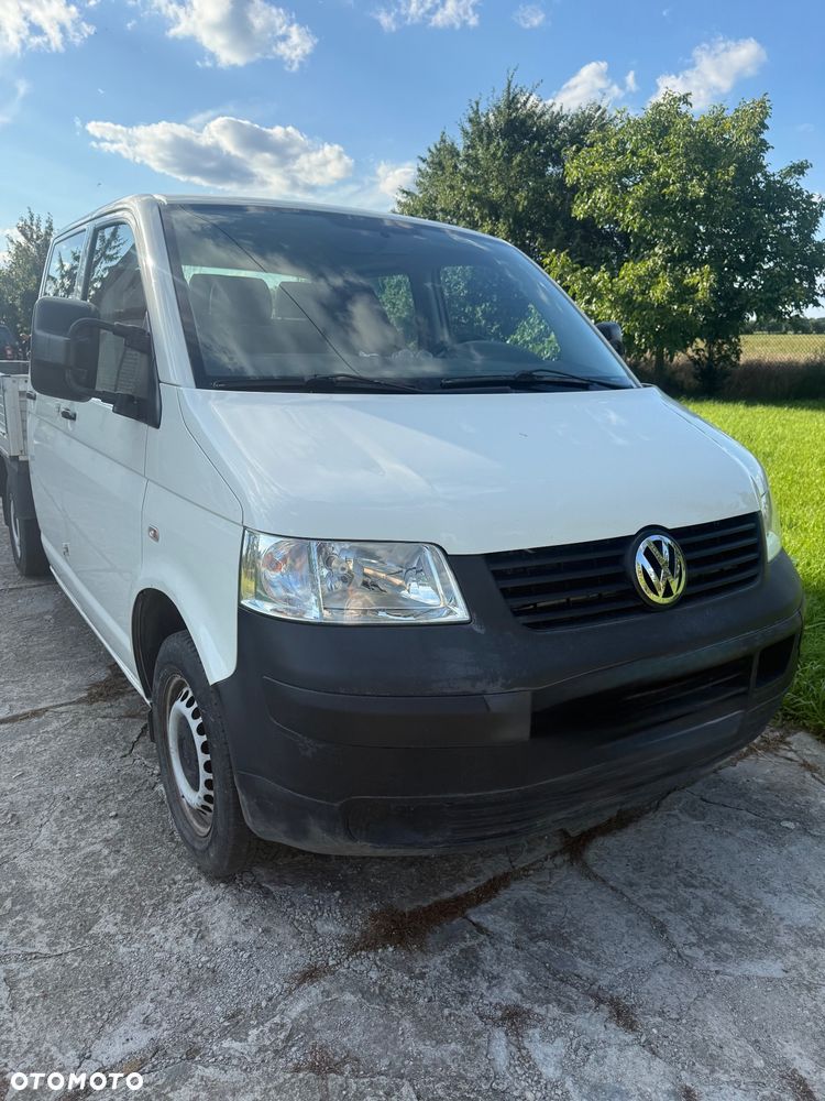 Volkswagen Transporter - 1