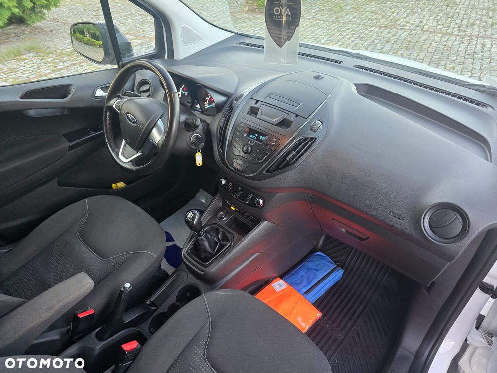 Ford TRANSIT COURIER - 21