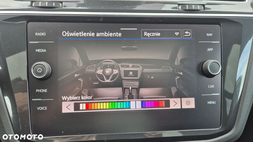 Volkswagen Tiguan 2.0 TDI SCR 4Mot Elegance DSG - 24