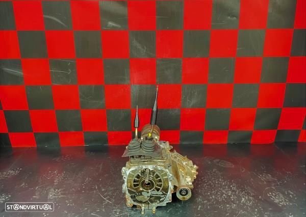 Caixa De Transferências Mitsubishi L 200 / Triton Camião De Plataforma - 1