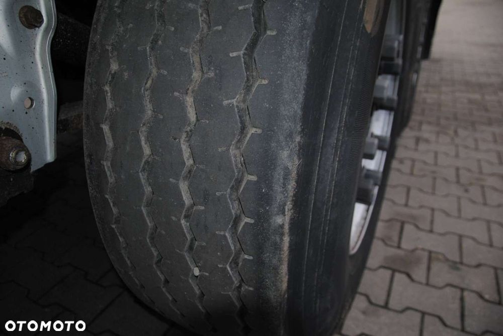 Schmitz Cargobull SCS kurtyna, podnoszona oś - 16