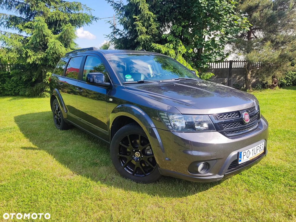 Fiat Freemont 2.0 Multijet Black Code AWD - 3