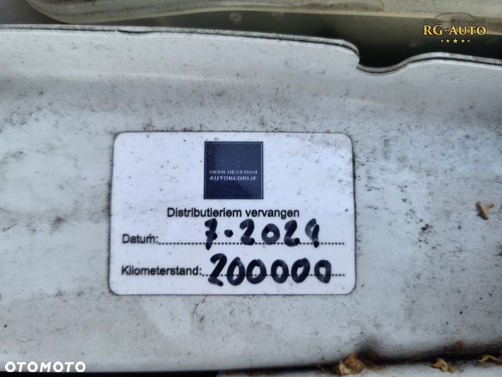 Volvo V40 Cross Country - 24