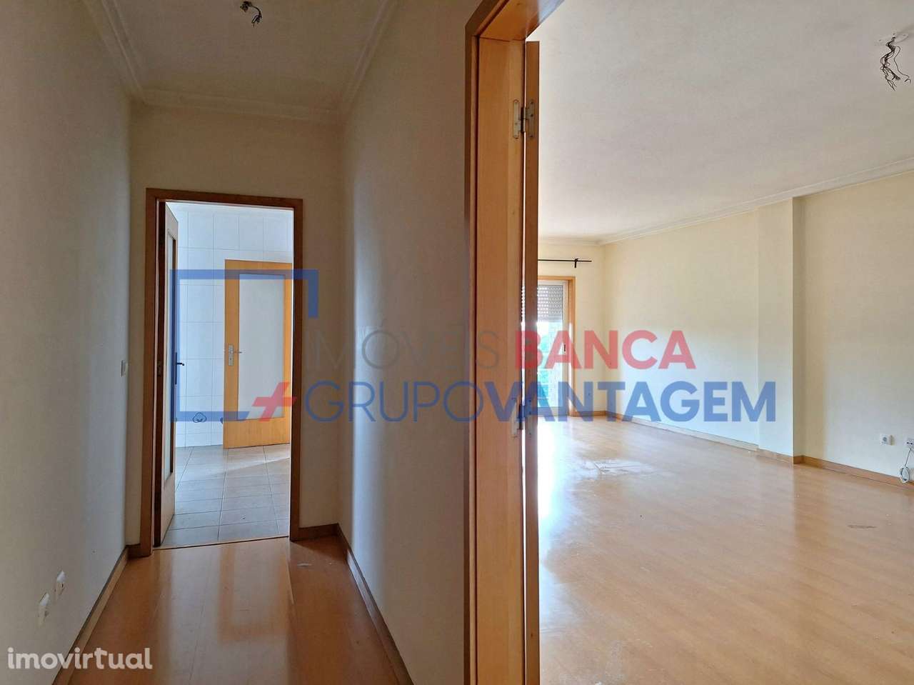 APARTAMENTO T3 COM DUAS GARAGENS- ERMESINDE - Grande imagem: 2/22