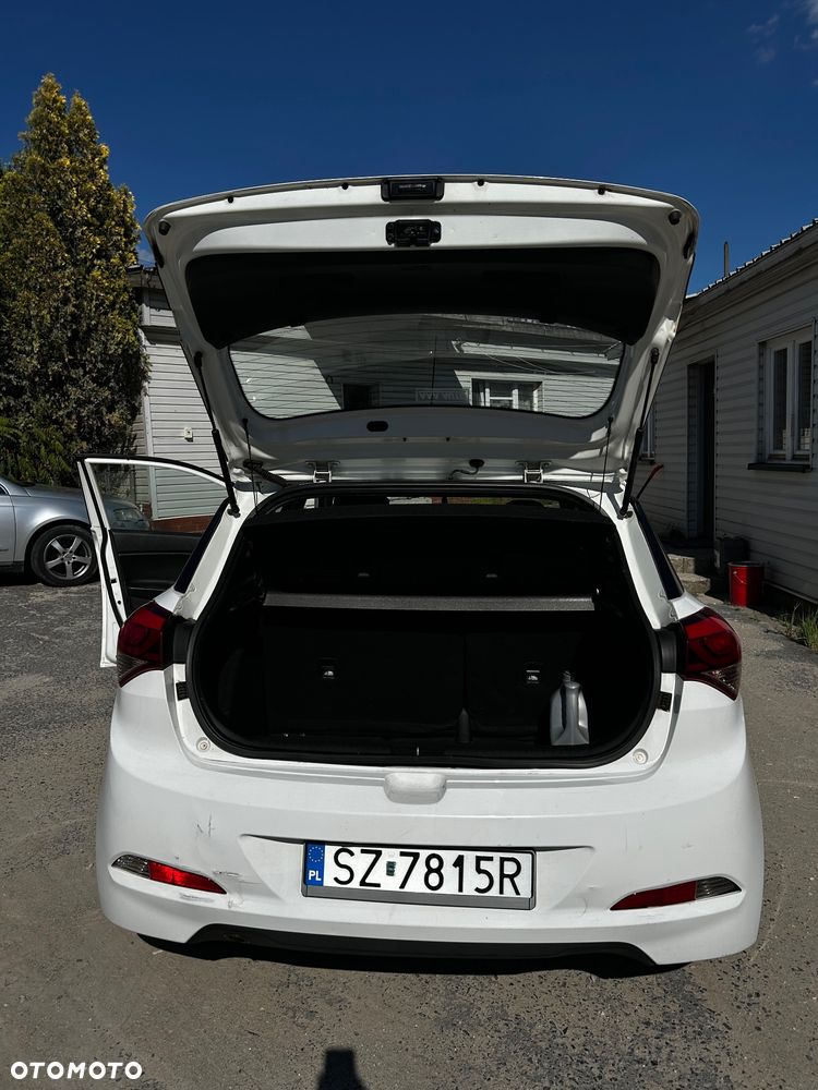 Hyundai i20 - 6