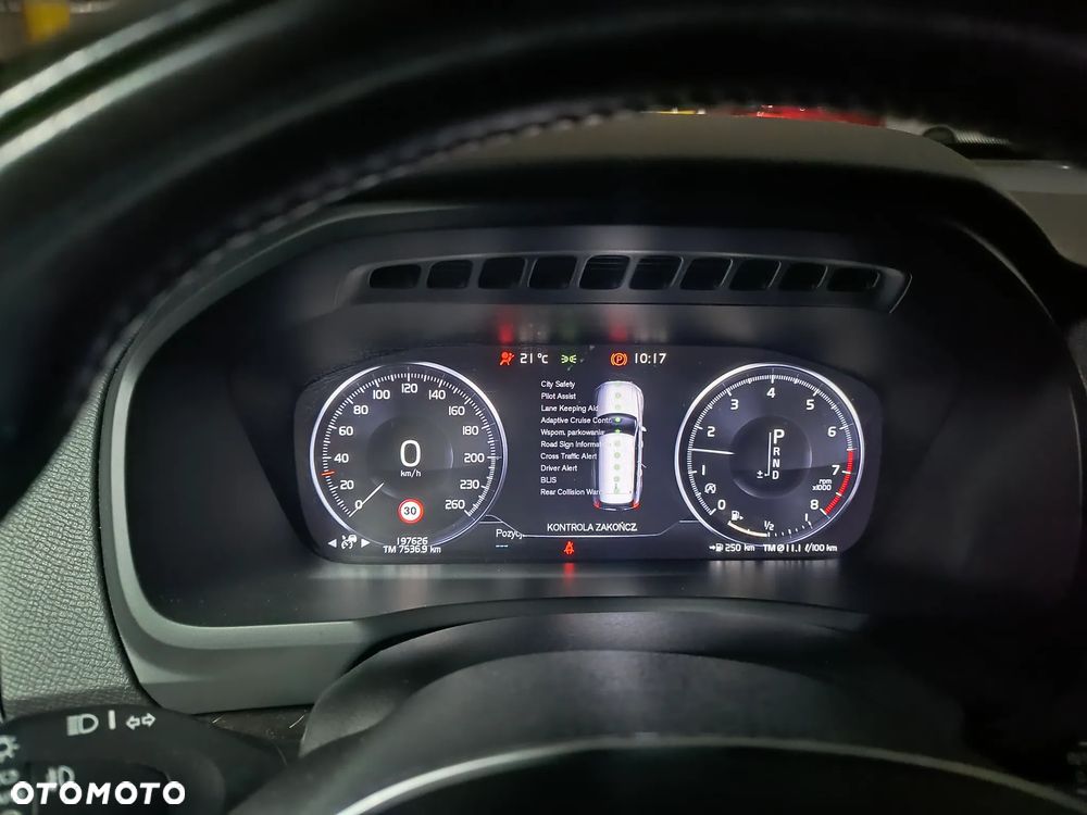 Volvo XC 90 T6 AWD Momentum 7os - 10