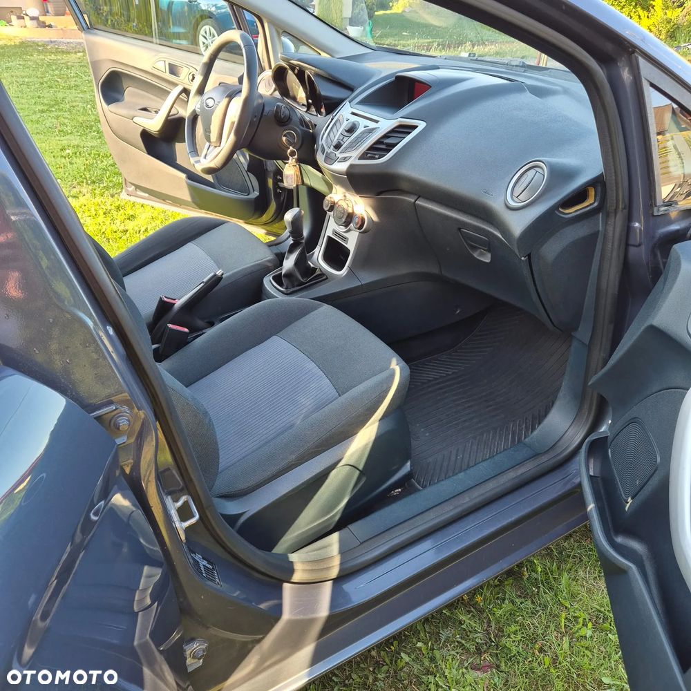 Ford Fiesta - 5