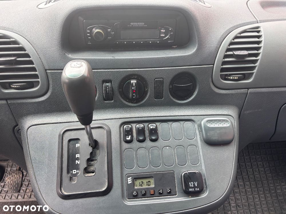 Mercedes-Benz Sprinter - 6