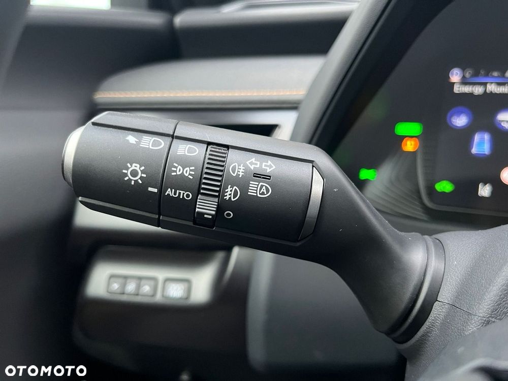 Lexus UX 250h GPF F Sport Design 2WD - 28