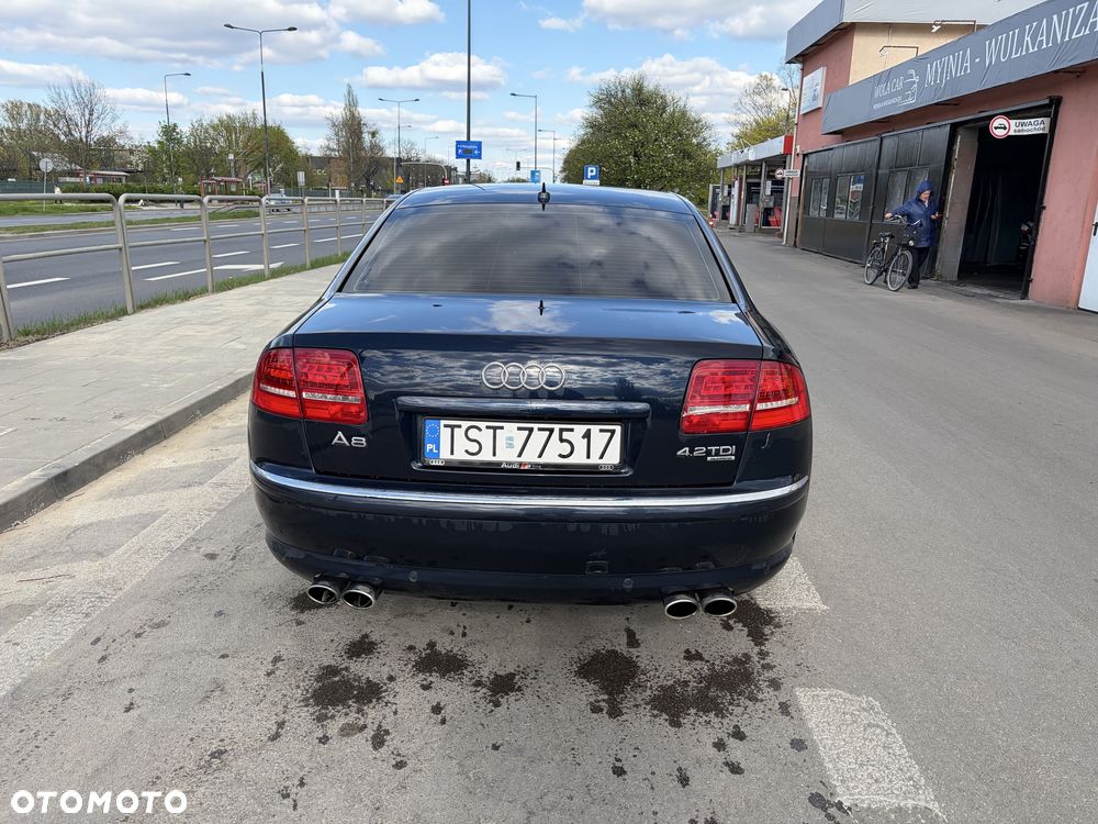 Audi A8 - 3