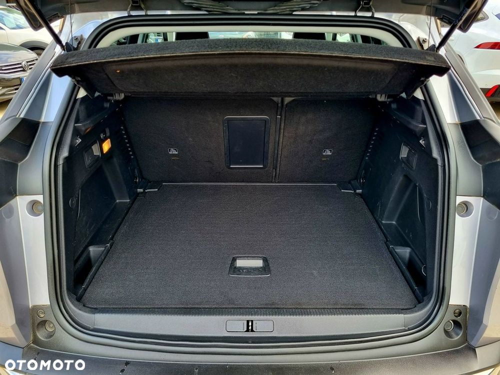 Peugeot 3008 1.5 BlueHDi Allure S&S - 13