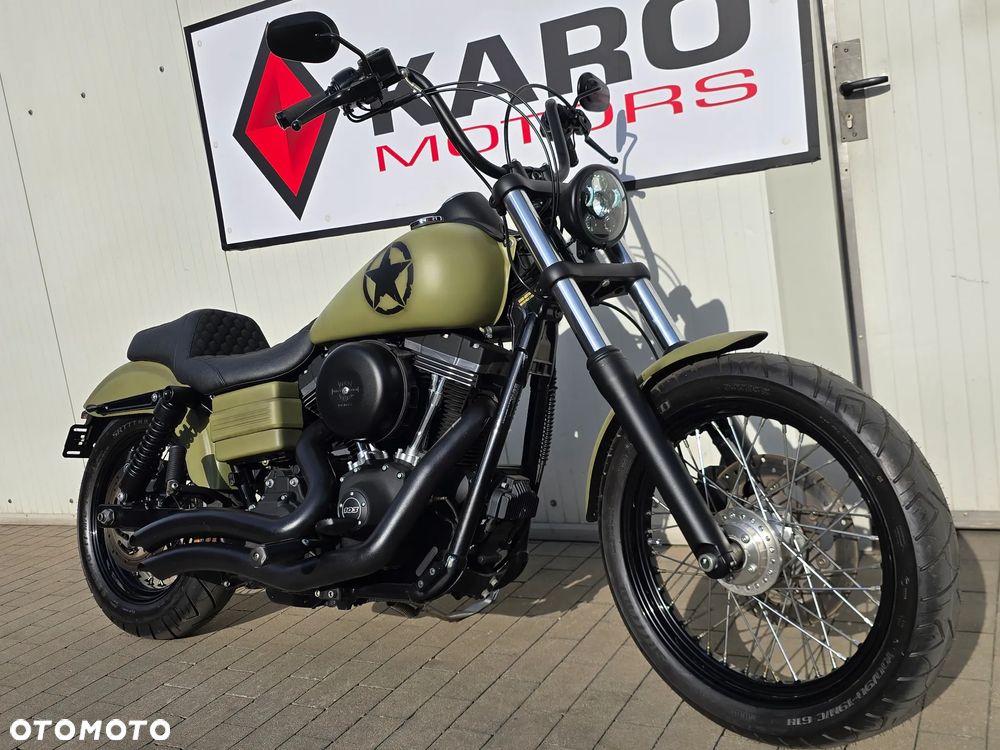 Harley-Davidson Dyna Street Bob - 1