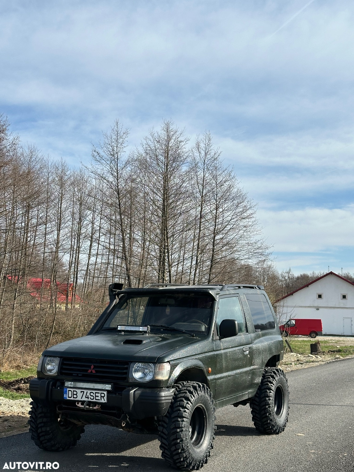 Mitsubishi Pajero Metal Top 2.5 TD GL - 5