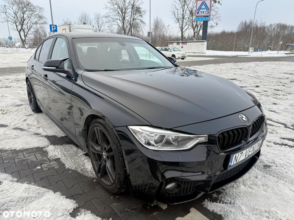 BMW Seria 3 320i Sport Line - 4
