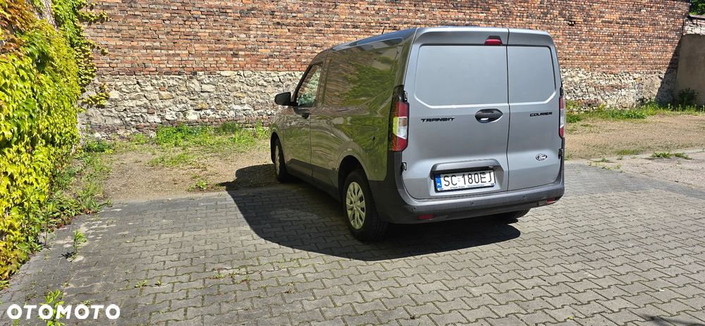 Ford Transit Courier - 3