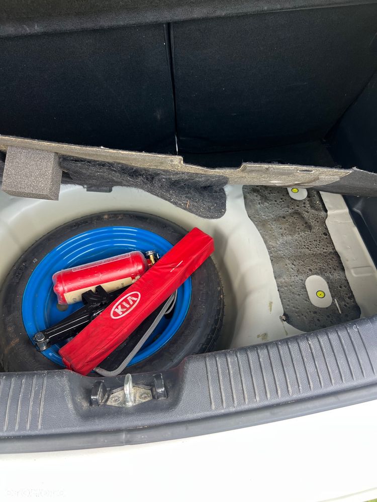 Kia Rio 1.2 XL - 8