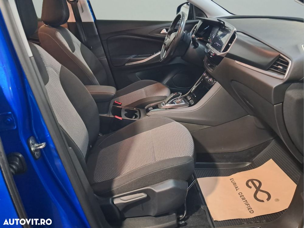 Opel Grandland X - 11