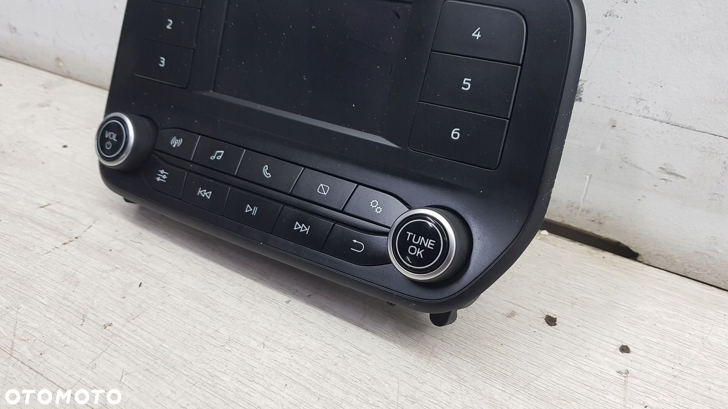 FORD FIESTA MK8 RADIO WYSWIETLACZ MULTIMEDIA - 3