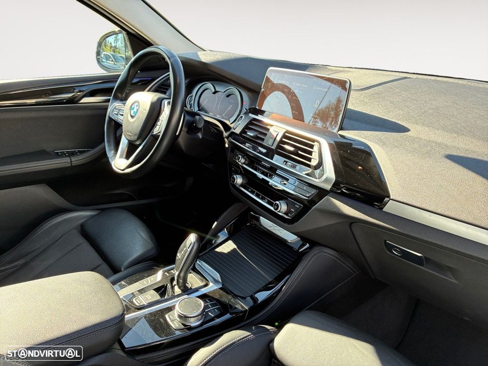 BMW X4 20 d xDrive XLine Auto - 10