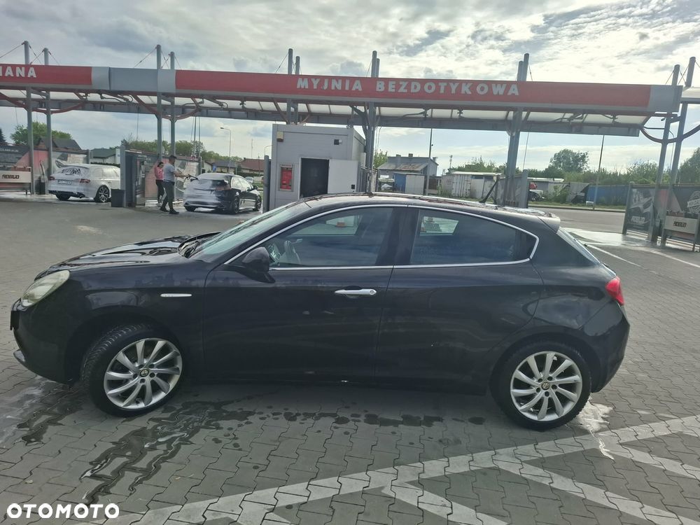 Alfa Romeo Giulietta 2.0 JTDM Distinctive - 5