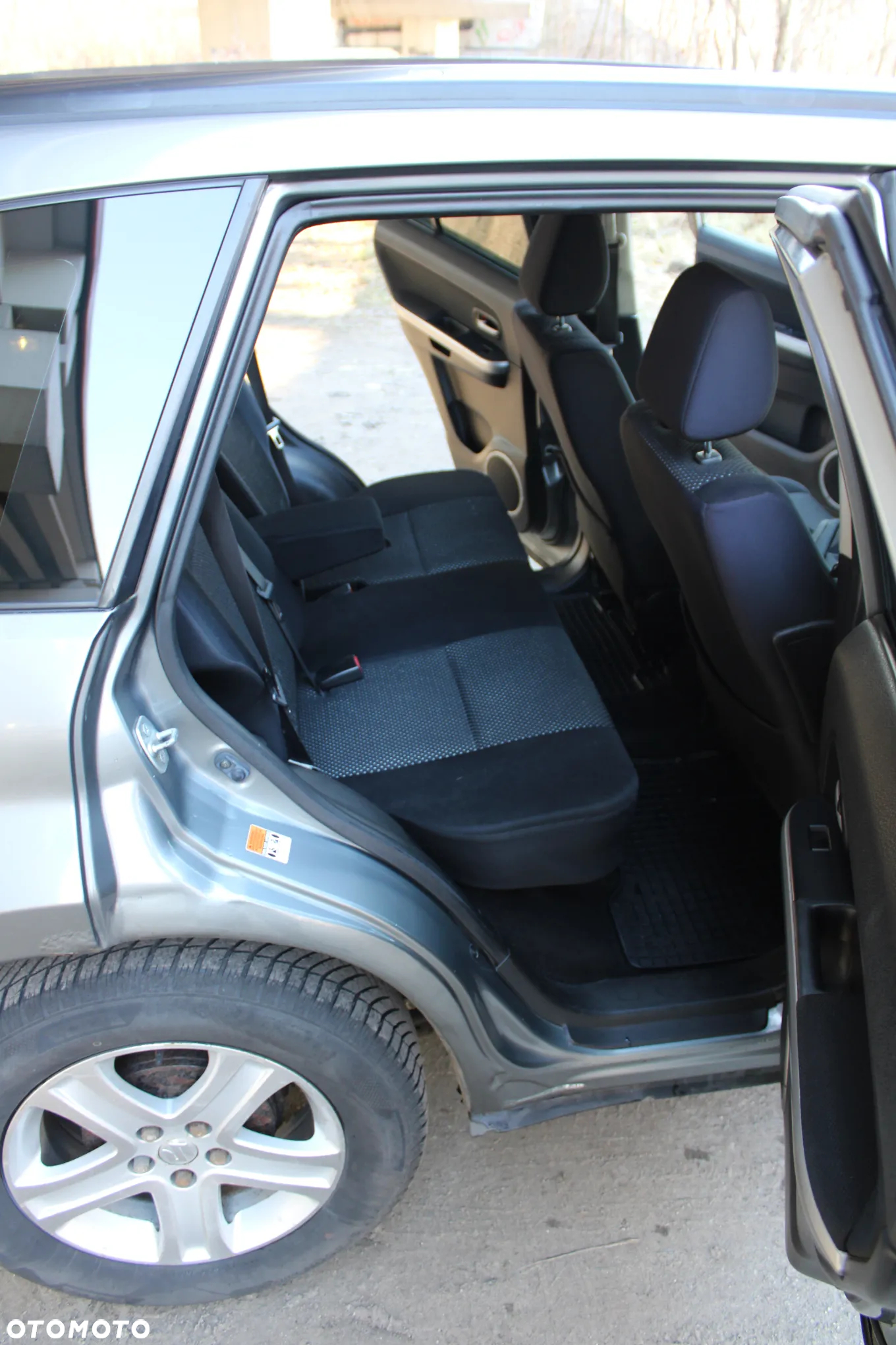 Suzuki Grand Vitara 2.0 - 17