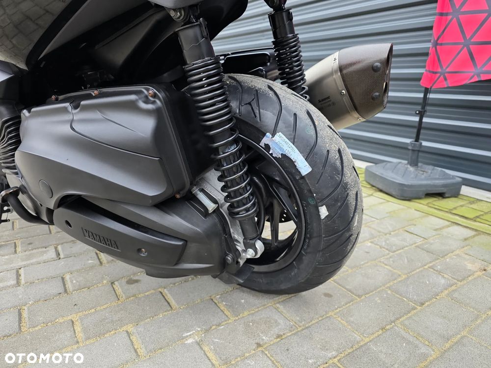 Yamaha X-max - 16
