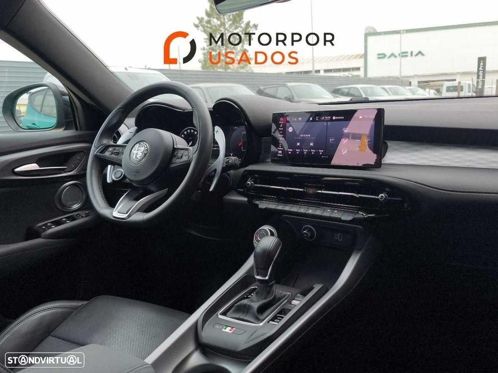 Alfa Romeo Tonale 1.5 Hybrid Edizione Speciale - 13