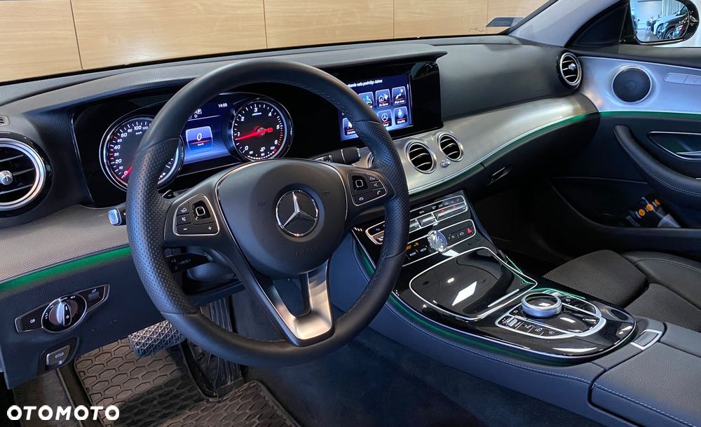 Mercedes-Benz Klasa E 220 d Business Edition 9G-TRONIC - 8
