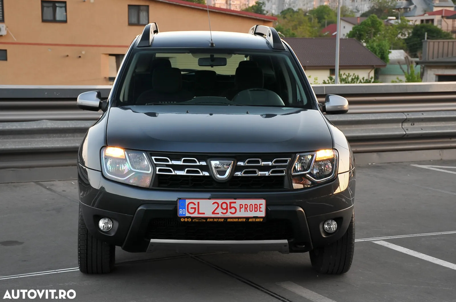 Dacia Duster 1.5 dCi 4x2 Laureate - 2