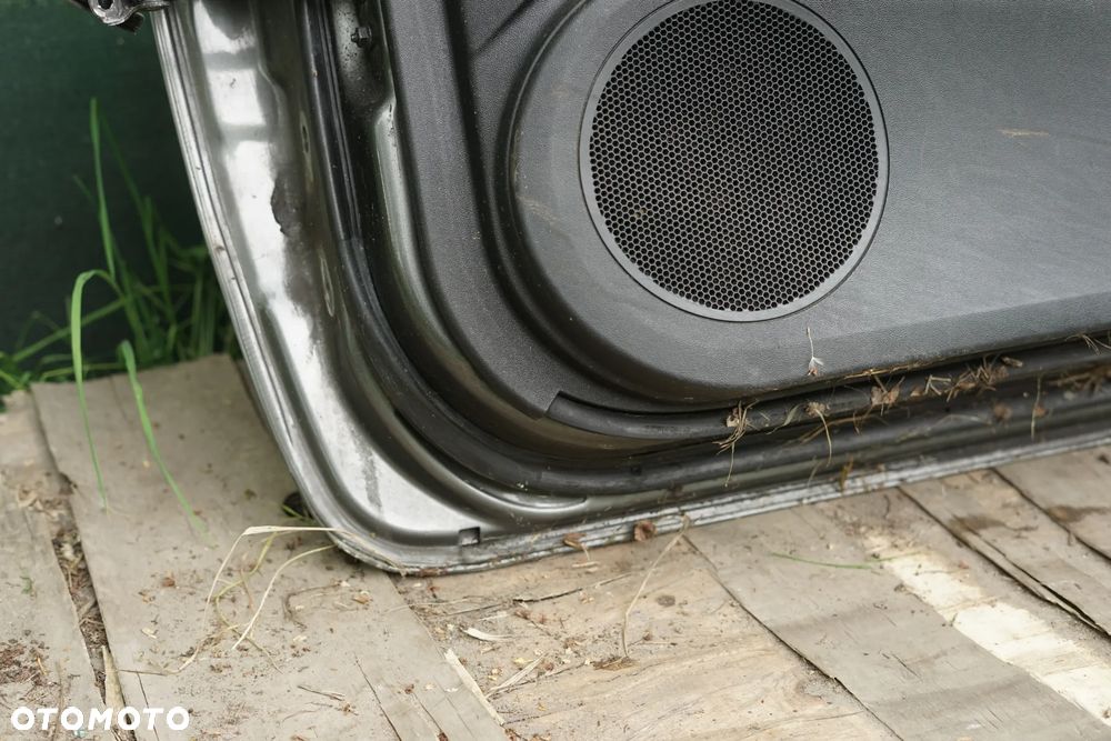Drzwi przód przednie prawe Kia Ceed I 5d HB A4 - 12