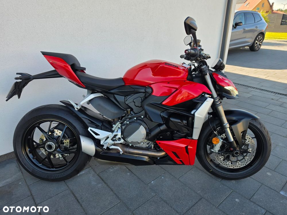Ducati Streetfighter V2 - 21